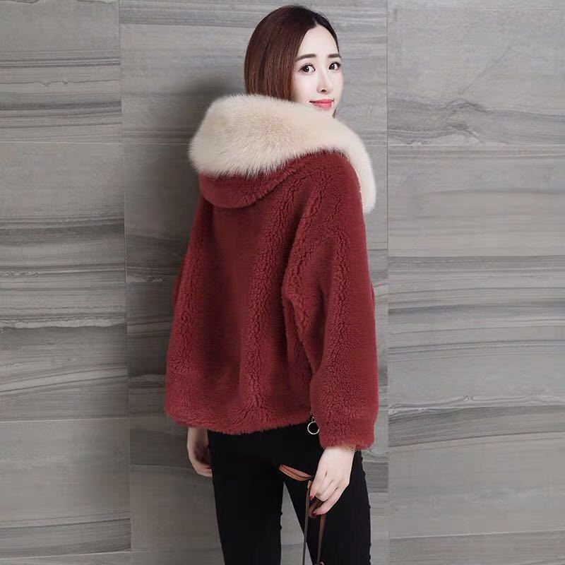 Hooded Lamb Wool Granulated Velvet Coat