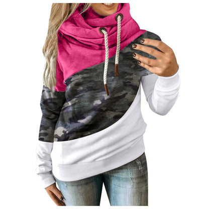 This cozy oversized camo hoodie blends fall fashion with fur-lined warmth and a casual fit perfect for hunting, lounging, or Korean-style streetwear looks.